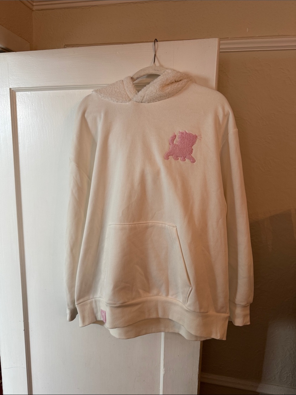 Disney Park SOLD OUT Aristocrats Marie Hoodie